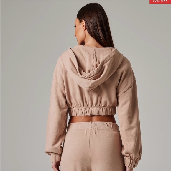 TALENTLESS Tan Cropped Hoodie - Picture 2 of 4